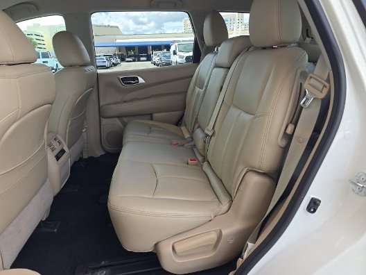 2017 Nissan Pathfinder - $6,496