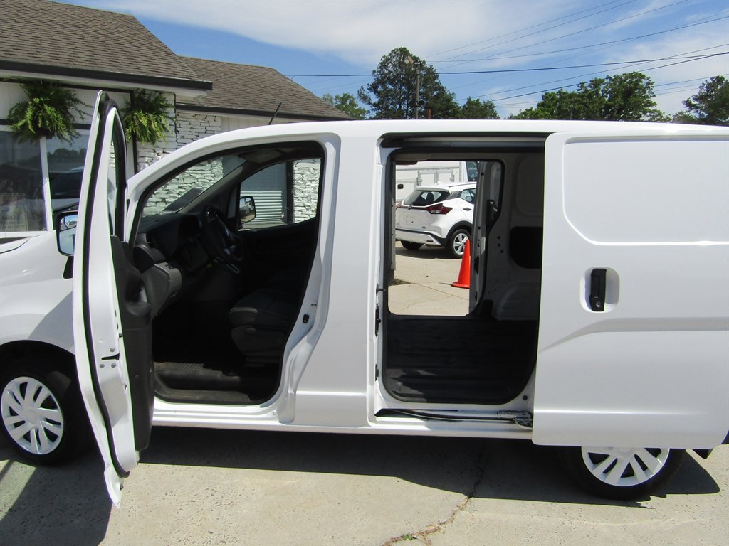 2019 Nissan NV200 - $5,387