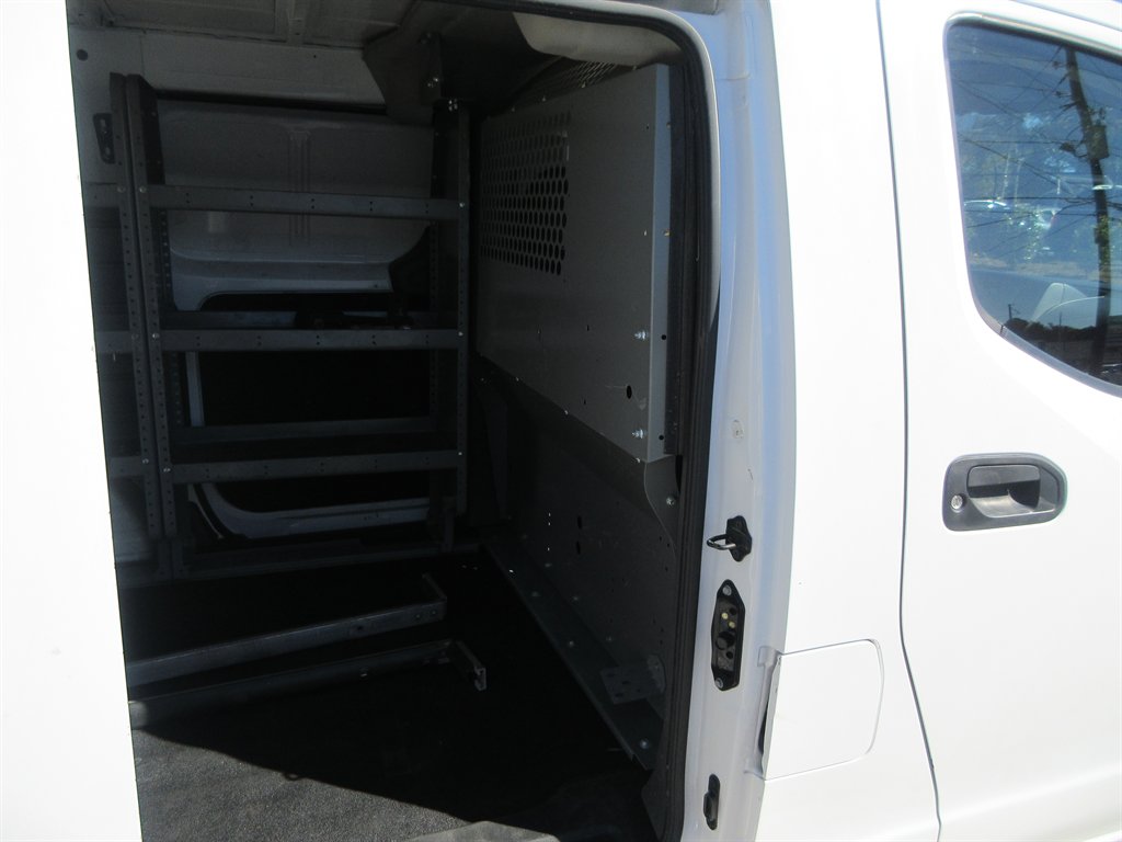 2017 Nissan NV200 - $5,989