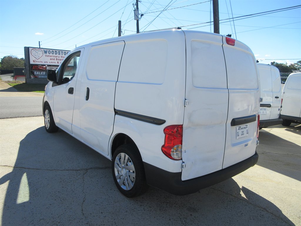 2017 Nissan NV200 - $5,989