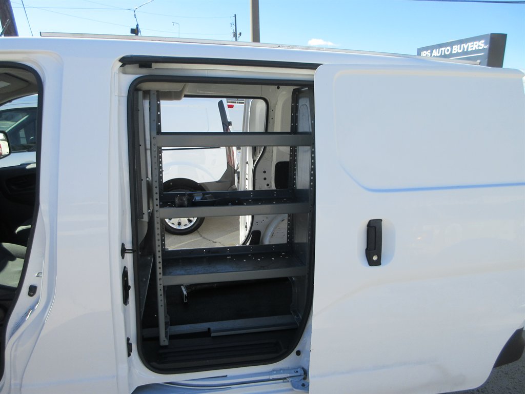 2017 Nissan NV200 - $5,989