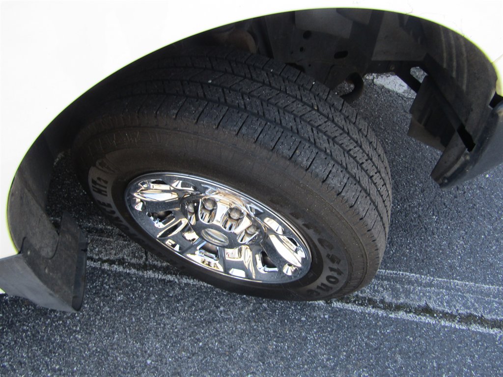 2020 Nissan Nv - $9,990