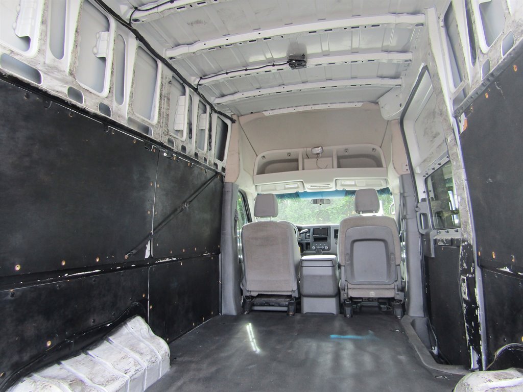 2016 Nissan NV 3500 SV photo