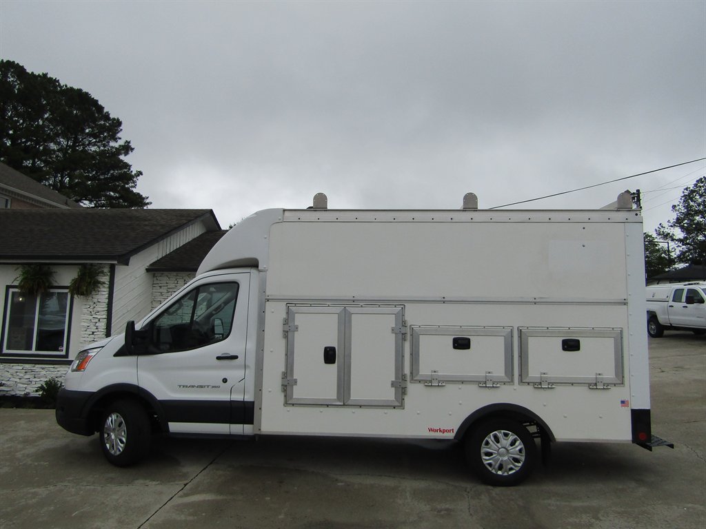 2020 Ford Transit Commercial - $19,343