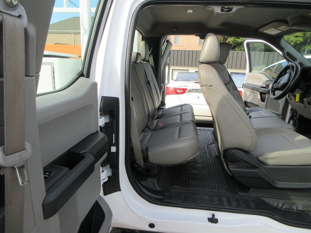 2017 Ford F-250 - $17,997