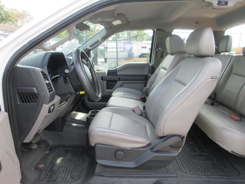 2017 Ford F-250 - $17,997