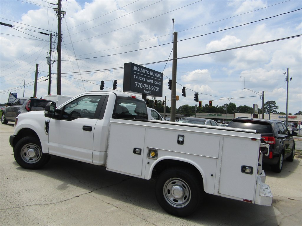 2018 Ford F-350 - $18,790