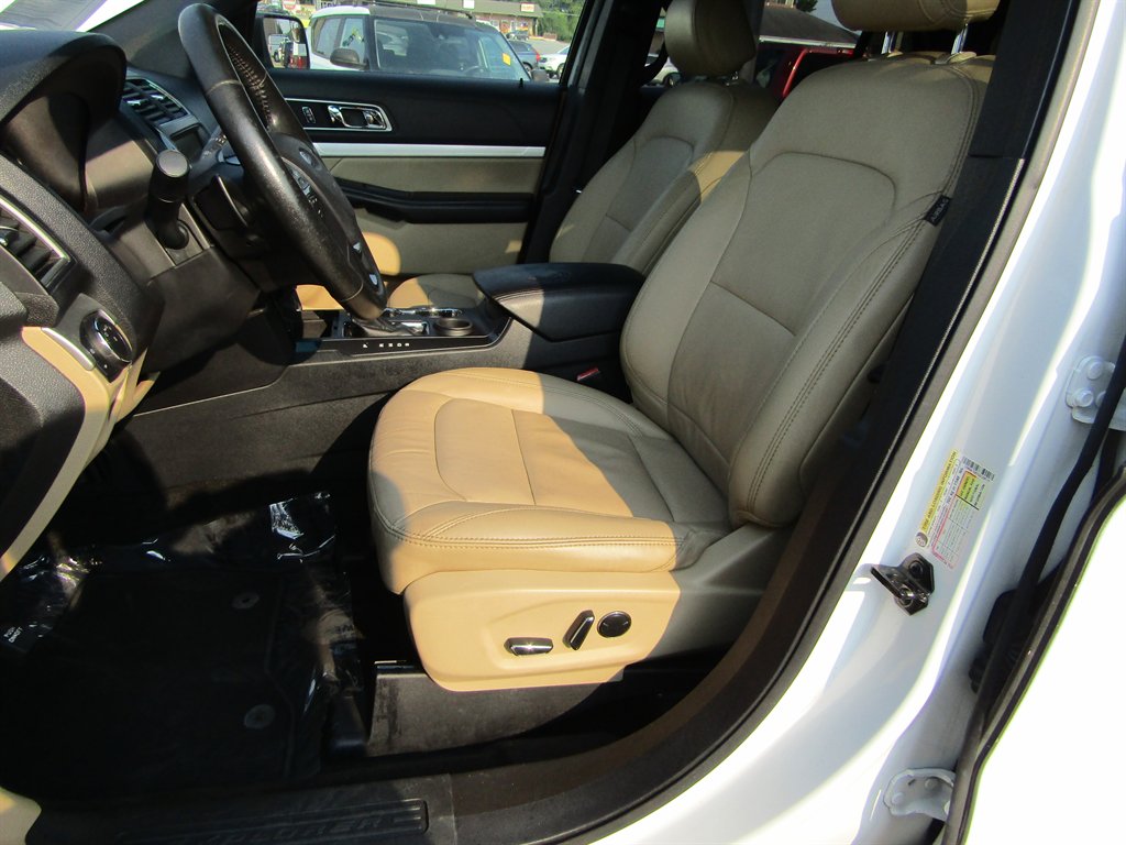 2016 Ford Explorer - $6,445