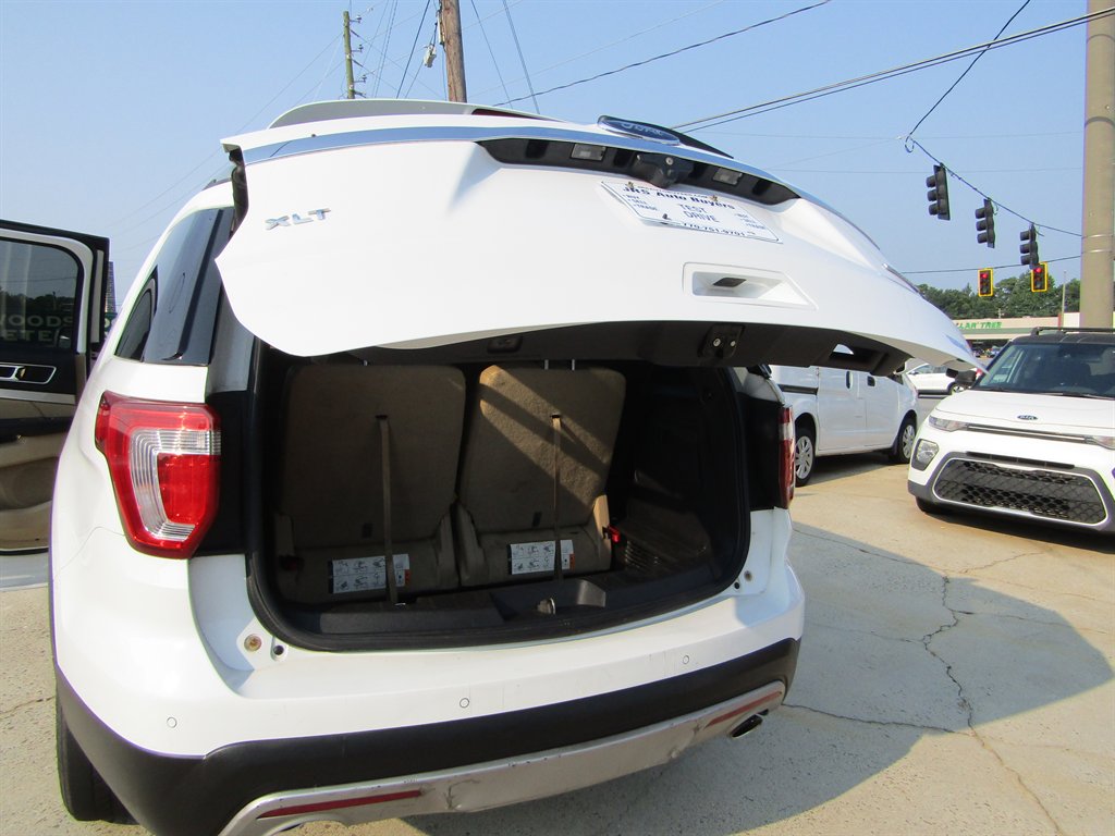 2016 Ford Explorer - $6,445