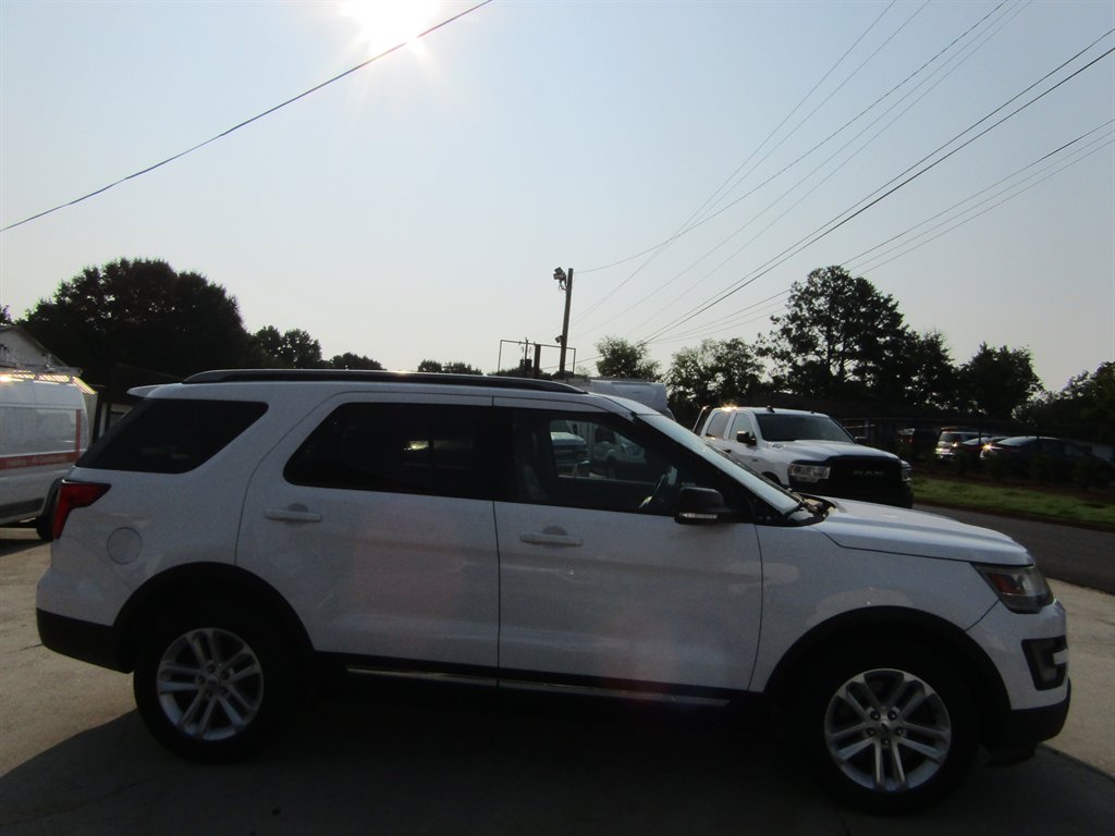 2016 Ford Explorer - $6,445