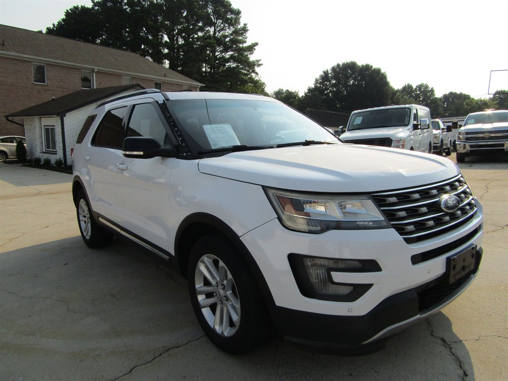 2016 Ford Explorer - $6,445