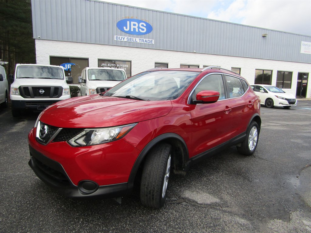 2017 Nissan Rogue - $8,999