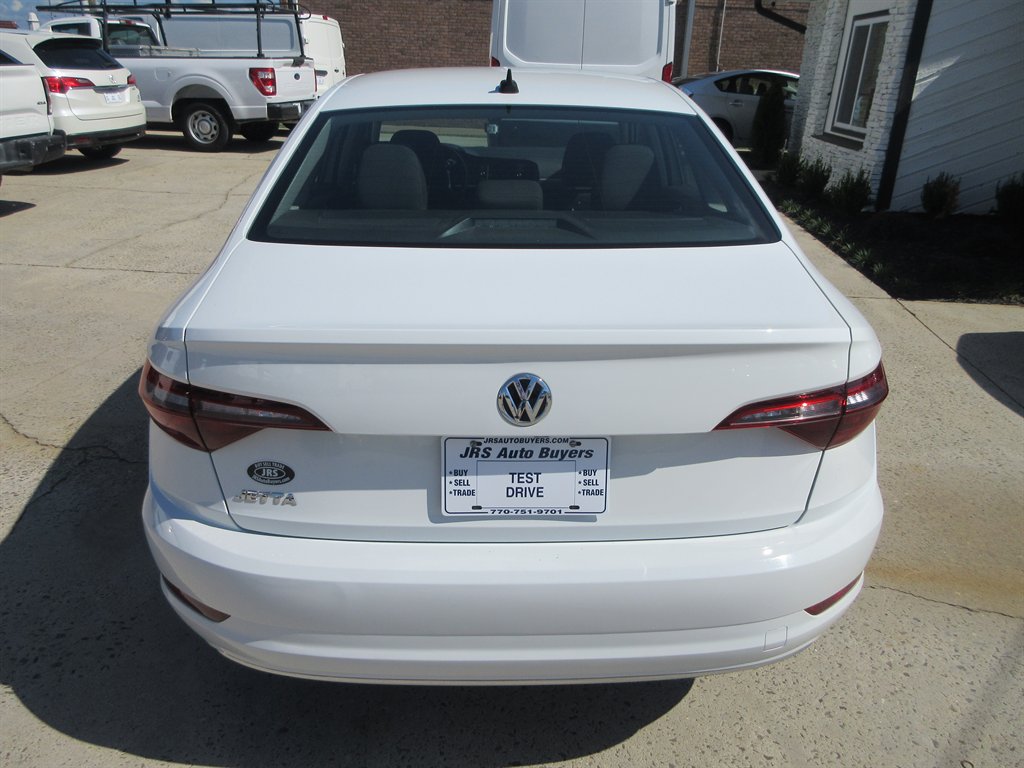 2020 Volkswagen Jetta - $8,277