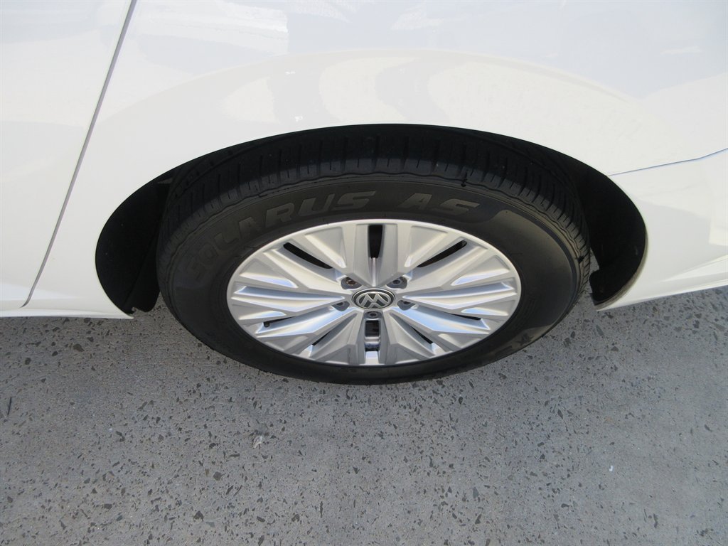 2020 Volkswagen Jetta - $8,277