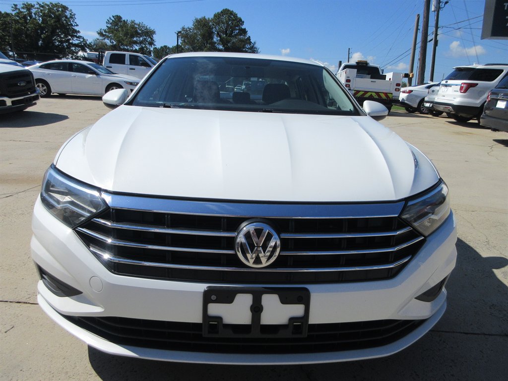 2020 Volkswagen Jetta - $8,277