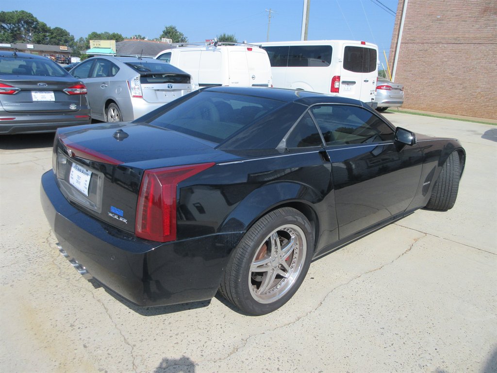 2004 Cadillac XLR - $8,426