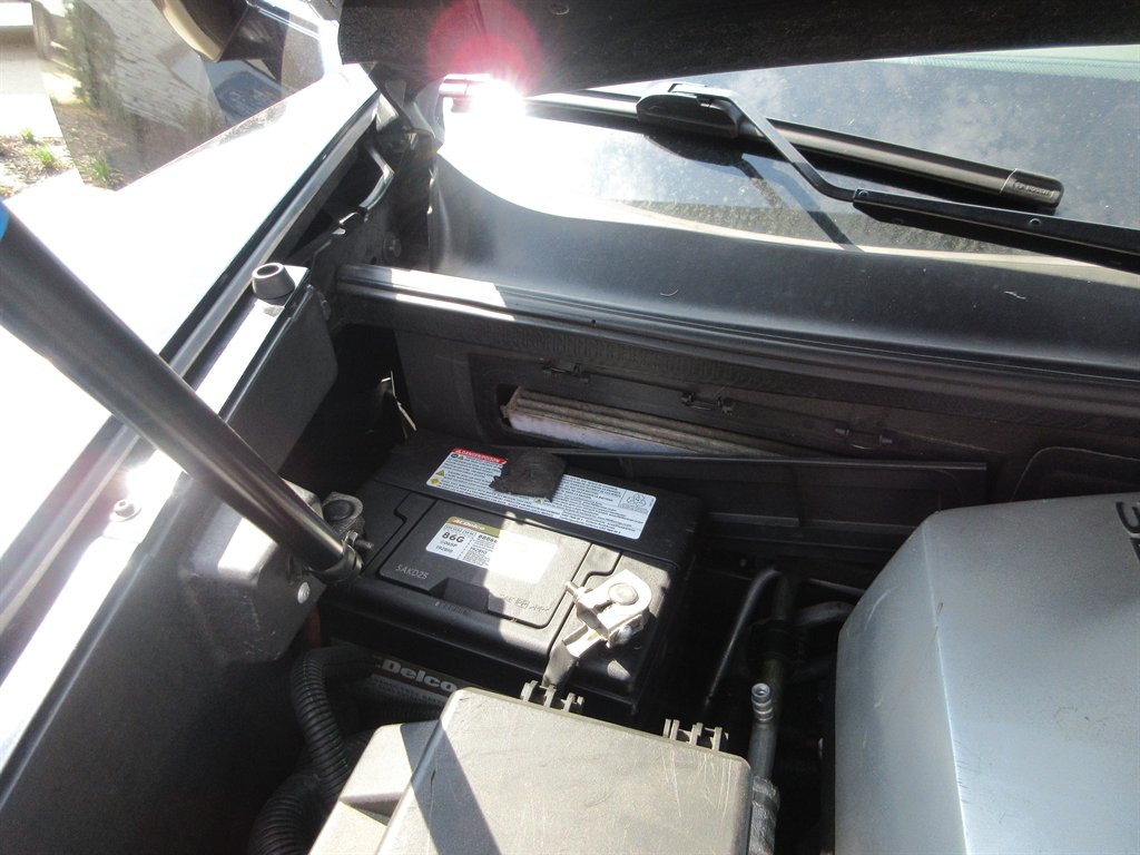 2004 Cadillac XLR - $8,426
