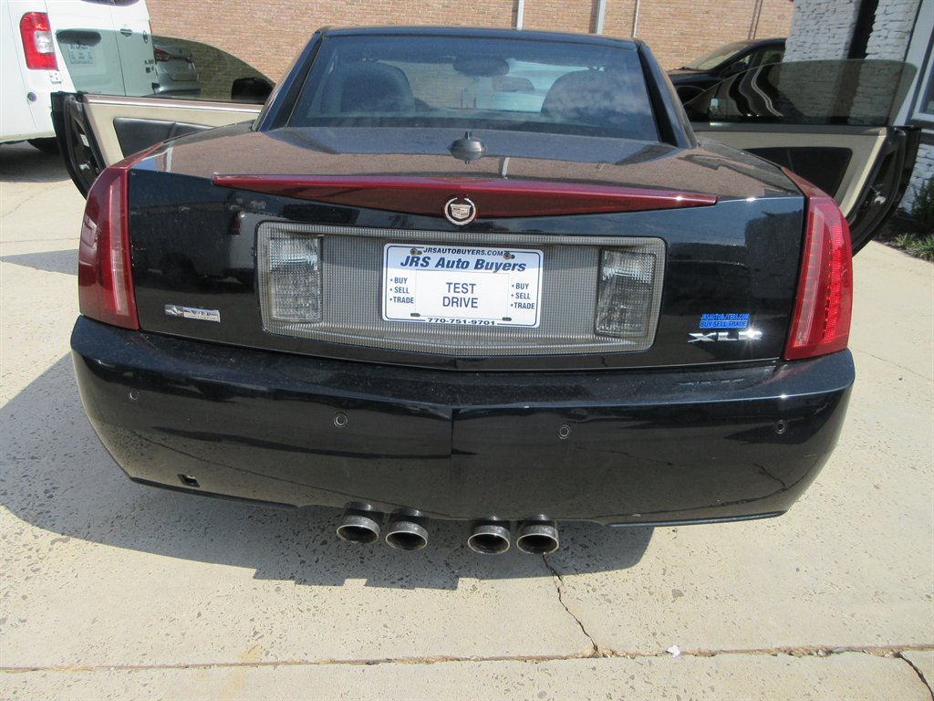 2004 Cadillac XLR - $8,426