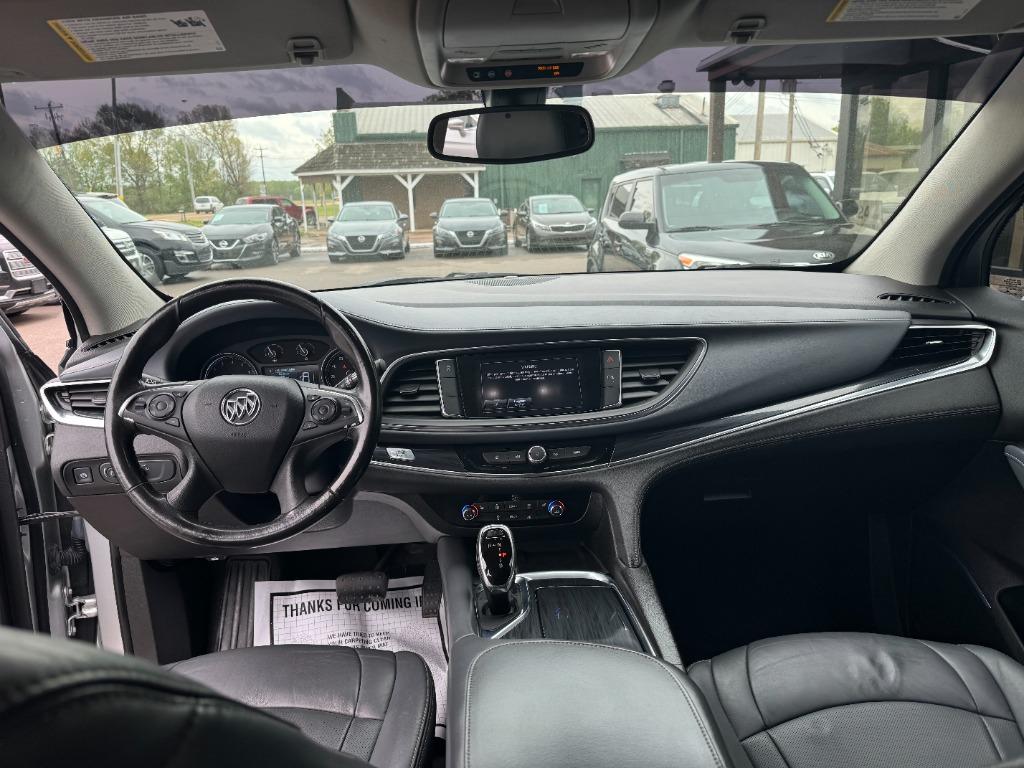 2019 Buick Enclave Essence photo