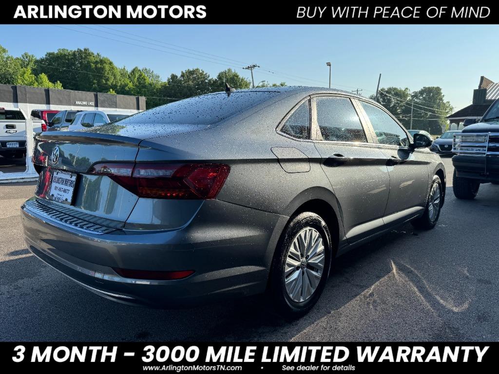 2019 Volkswagen Jetta SE photo