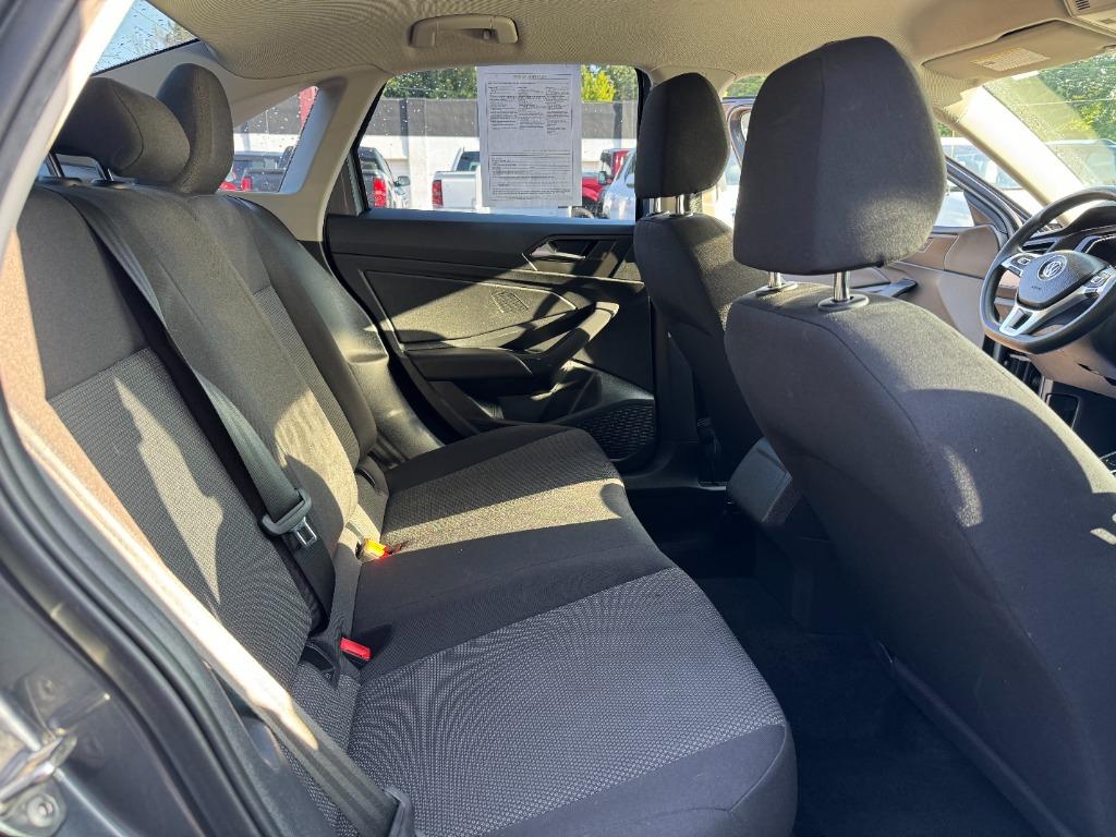 2019 Volkswagen Jetta SE photo