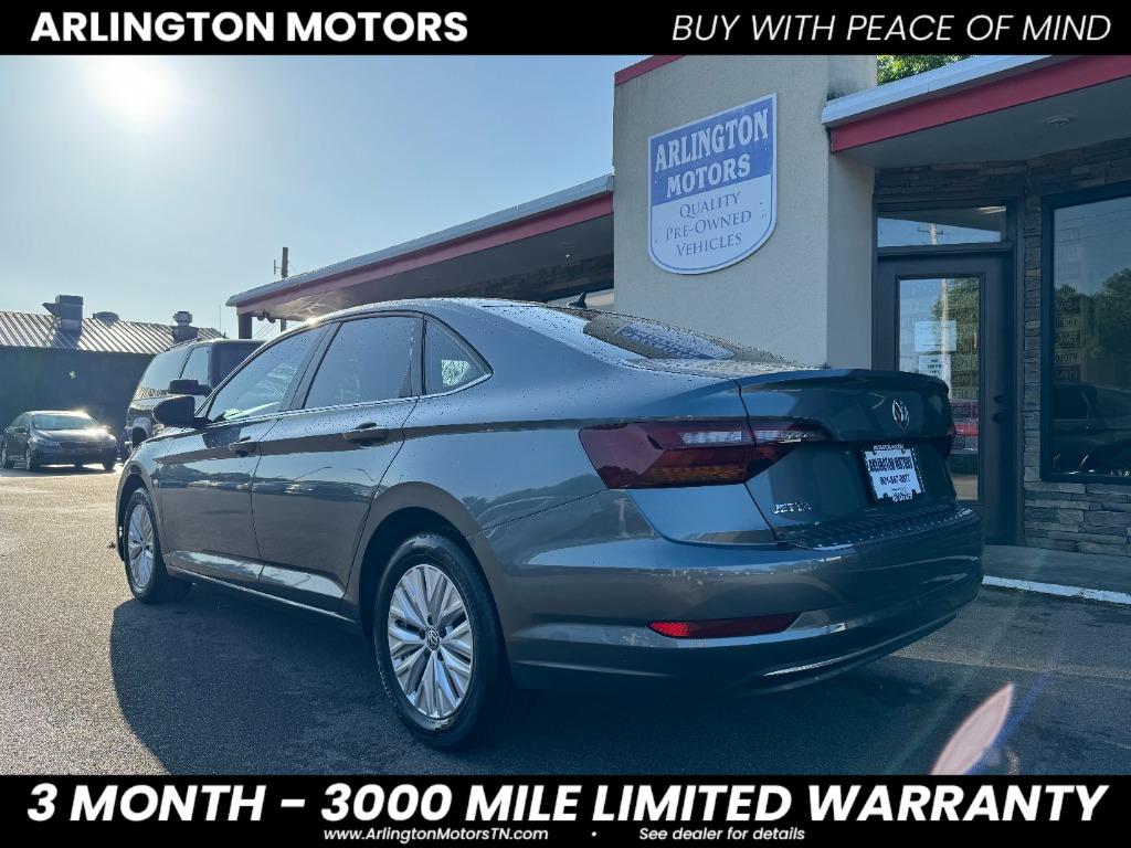 2019 Volkswagen Jetta SE photo