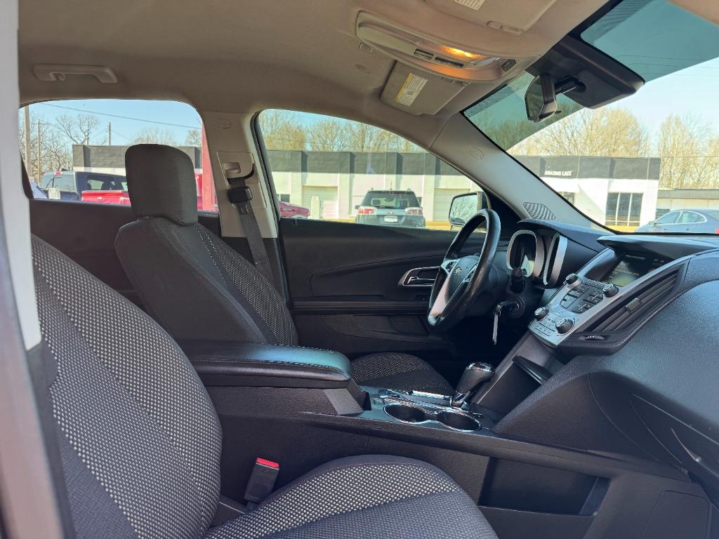 2017 Chevrolet Equinox LT photo
