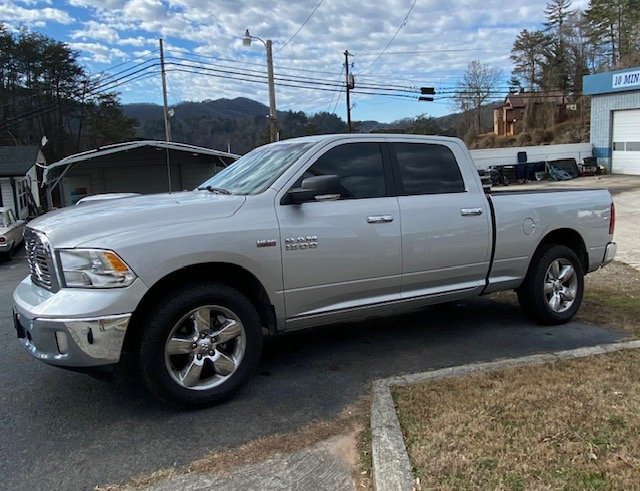 2018 Ram Ram Pickup 1500 SLT
