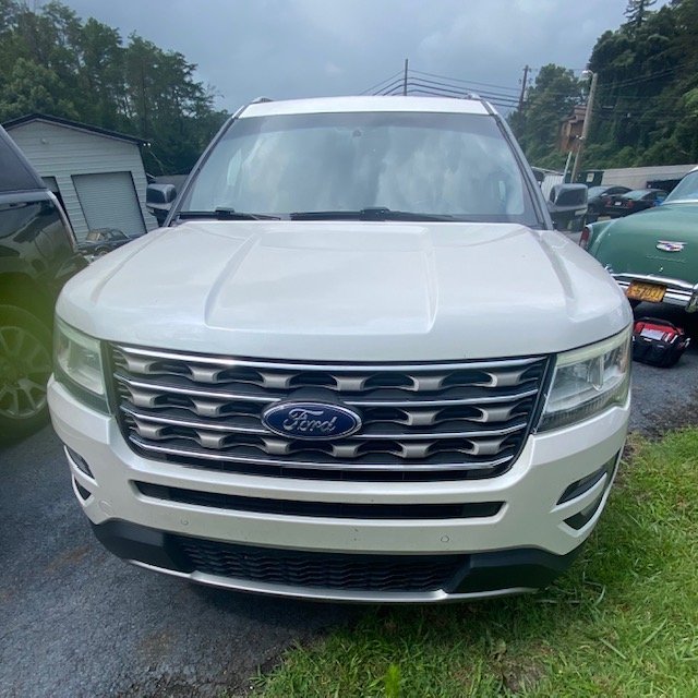 2016 Ford Explorer