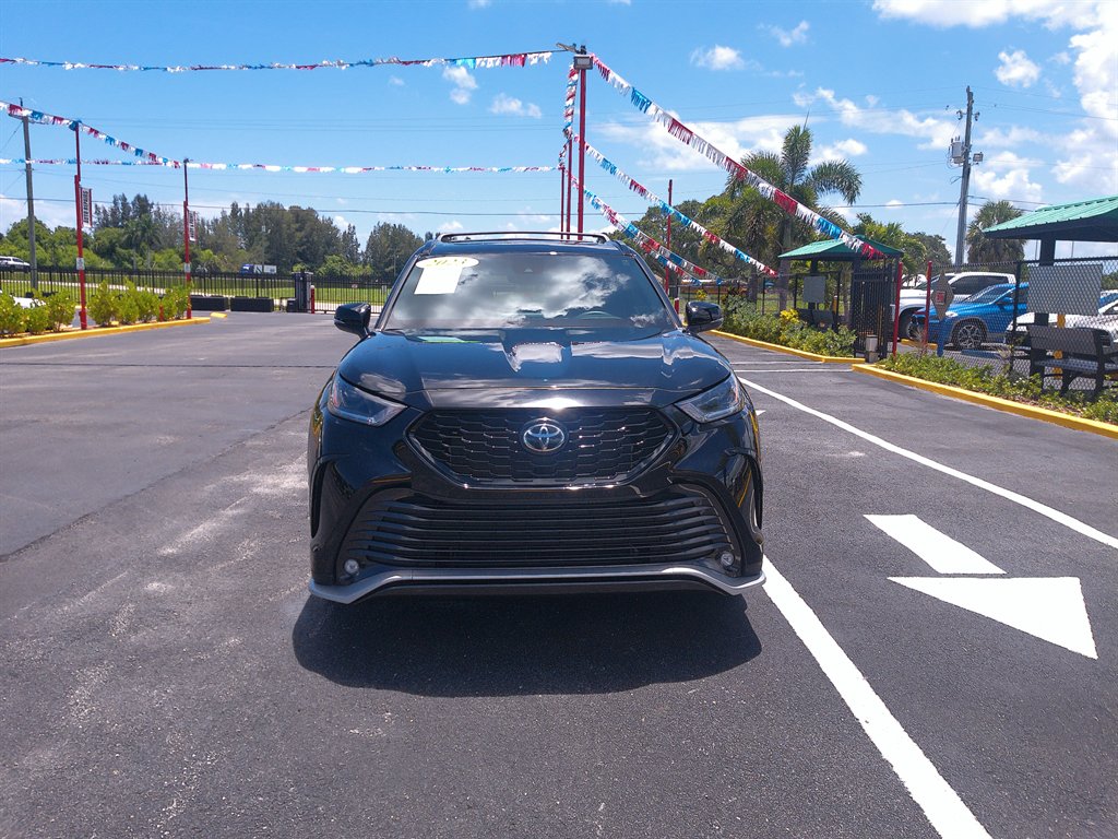 2023 Toyota Highlander XSE