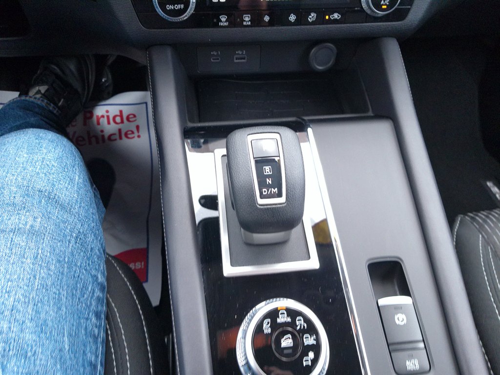 2023 Mitsubishi Outlander