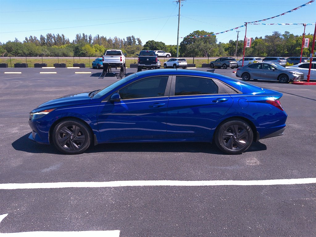 2022 Hyundai Elantra