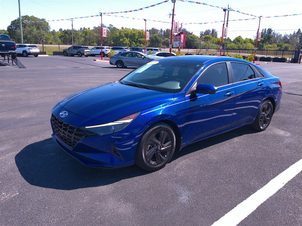 2022 Hyundai Elantra