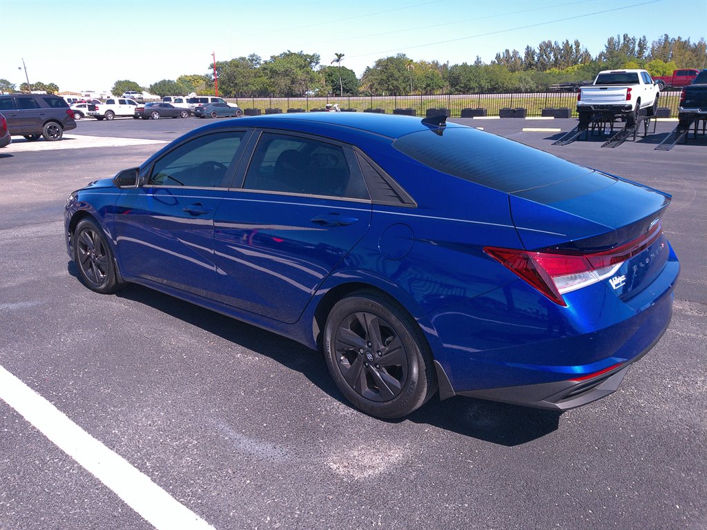 2022 Hyundai Elantra