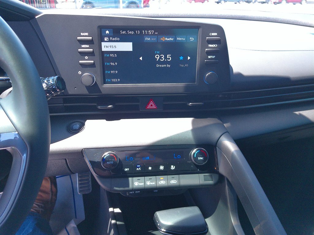 2025 Hyundai Elantra