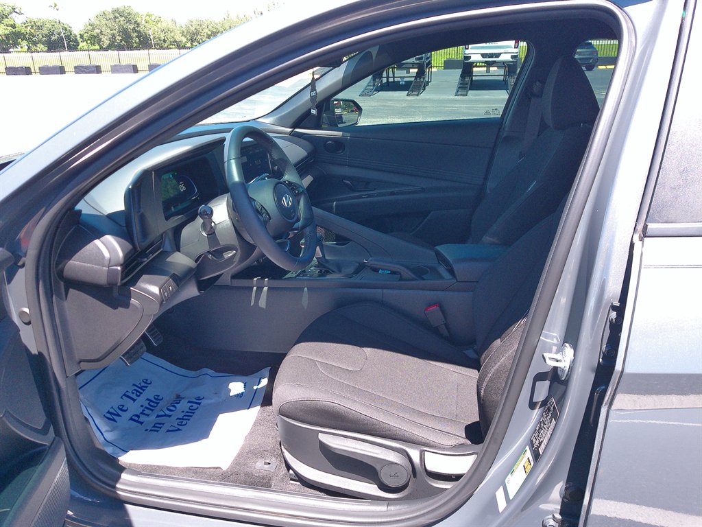 2025 Hyundai Elantra
