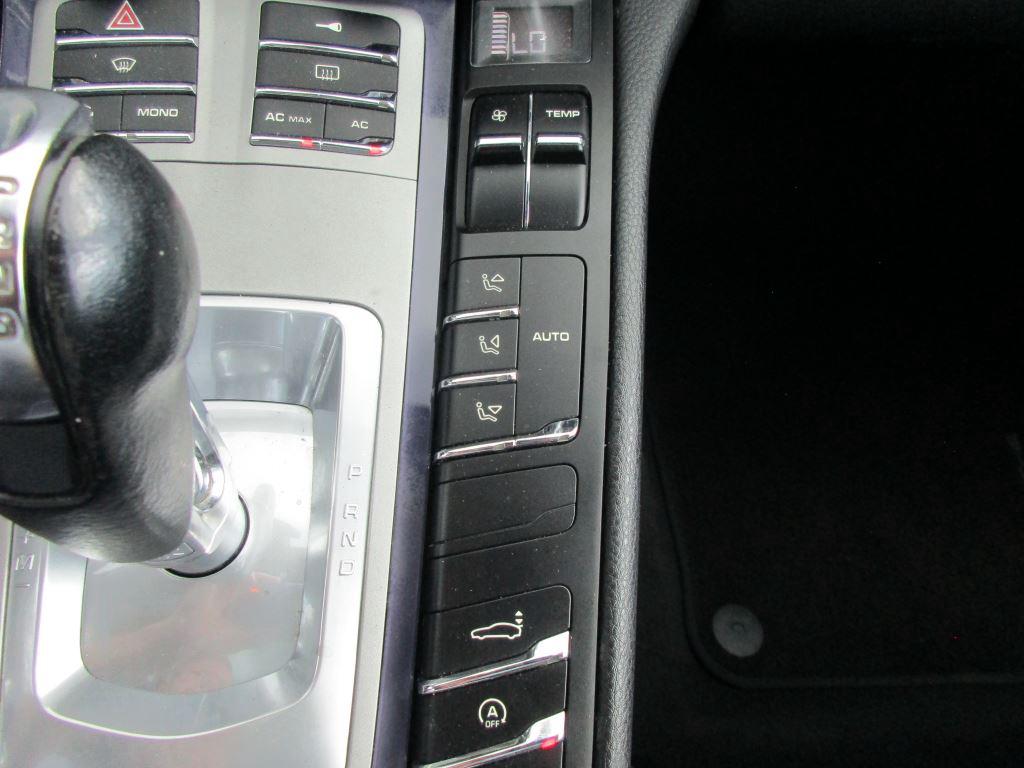 2011 Porsche Panamera - $15,900