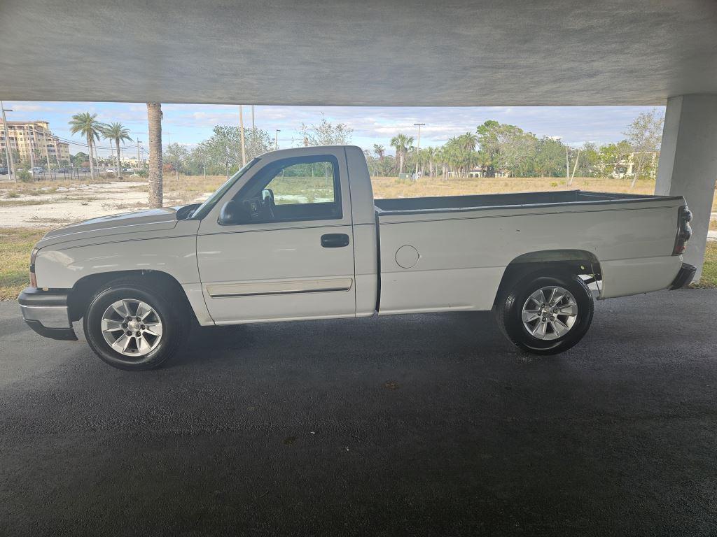 2007 Chevrolet RSX Work Truck photo