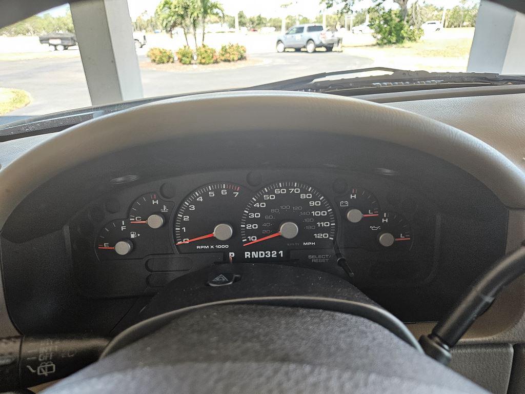 2004 Ford Explorer XLS photo