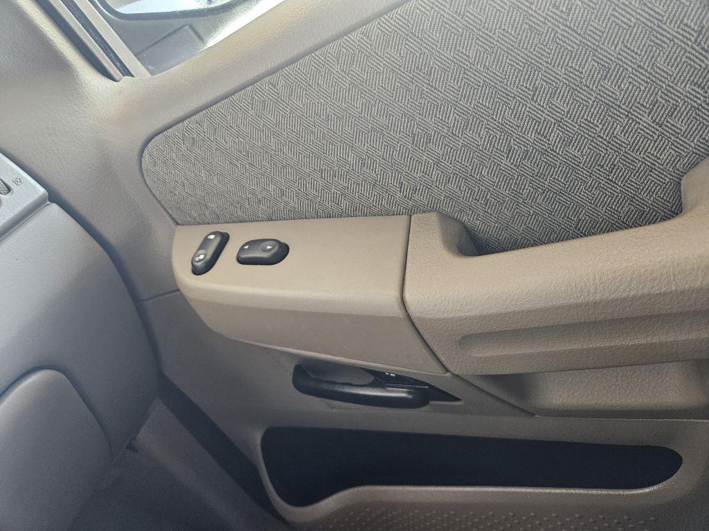 2004 Ford Explorer XLS photo