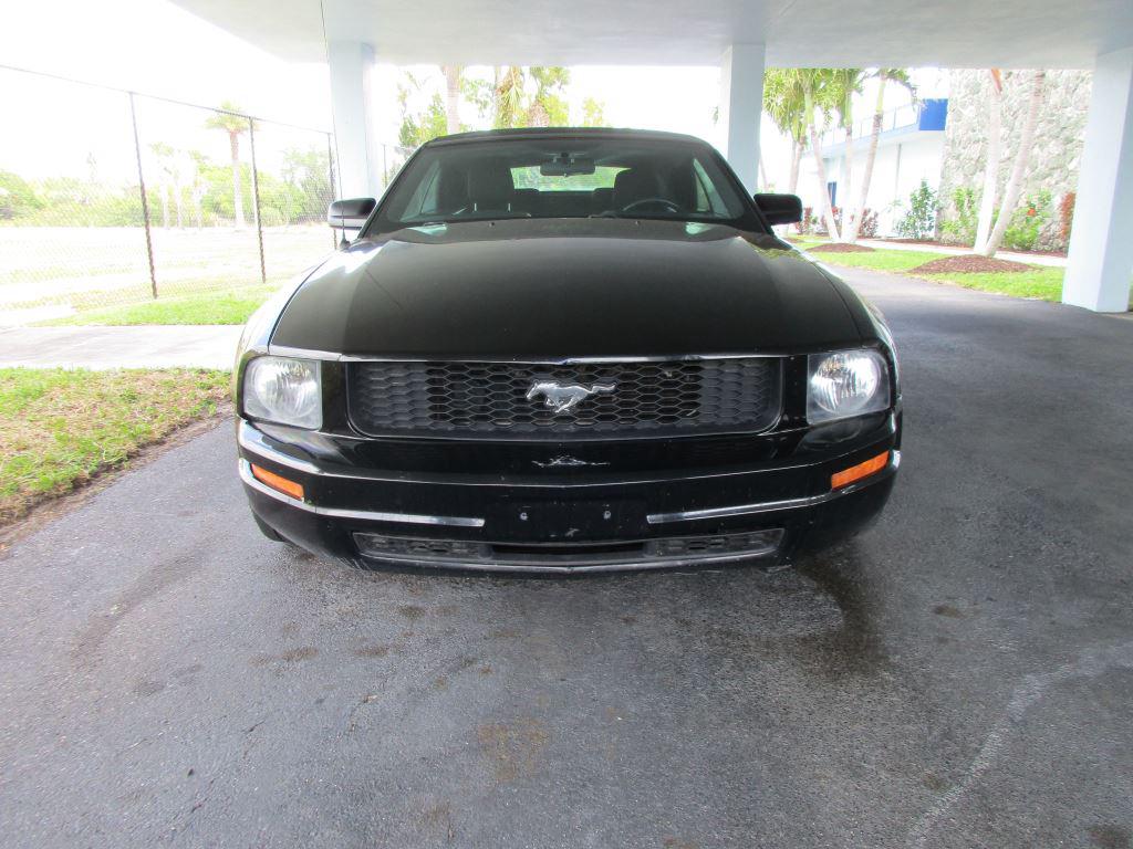 2007 Ford Mustang - $6,900