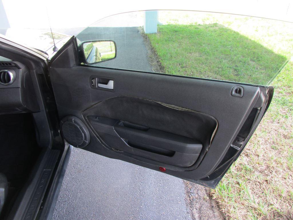 2007 Ford Mustang - $6,900