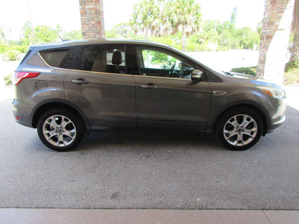 2013 Ford Escape - $6,900