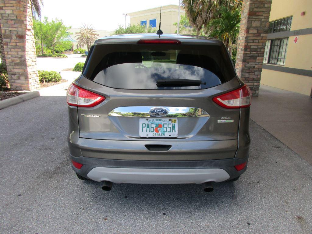 2013 Ford Escape - $6,900