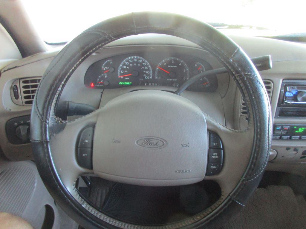 2002 Ford F-150 - $5,900