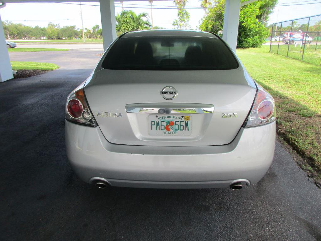2012 Nissan Altima - $4,900