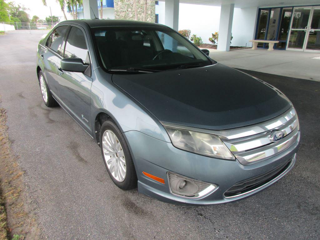 2012 Ford Fusion - $6,900