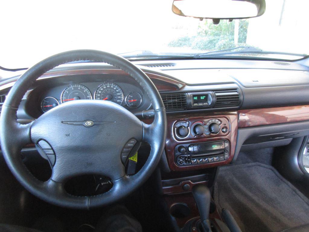 2004 Chrysler Sebring - $3,900