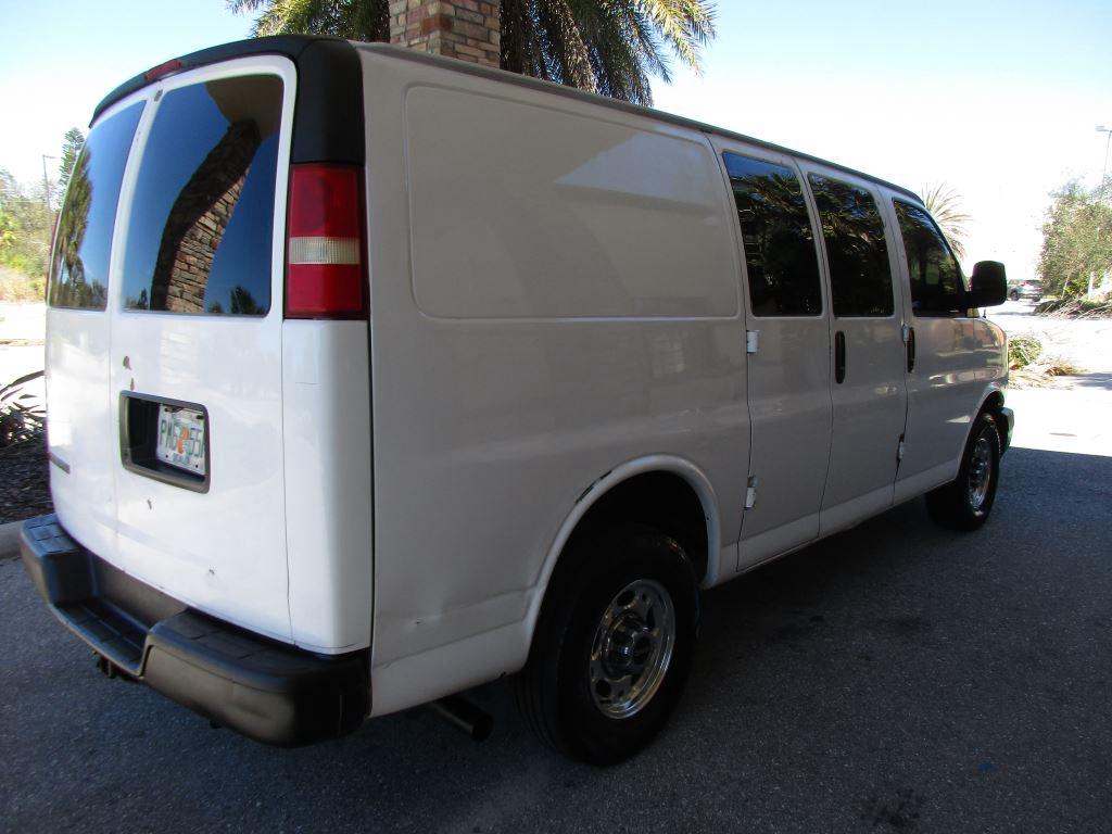 2008 Chevrolet Express - $8,900