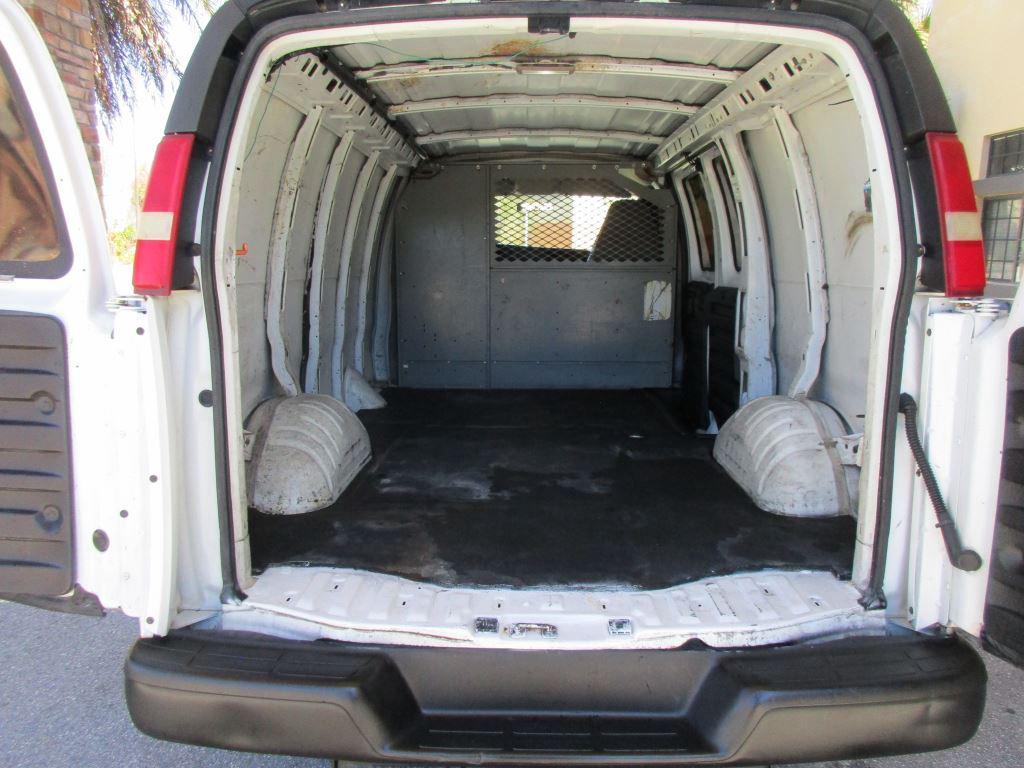 2008 Chevrolet Express - $8,900